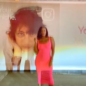 Meet your Posher, Akiya